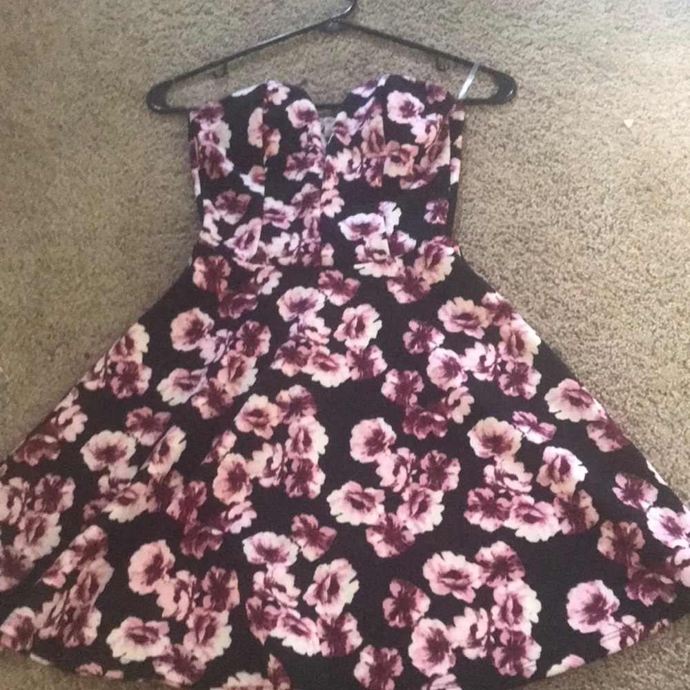 Strapless flower dress